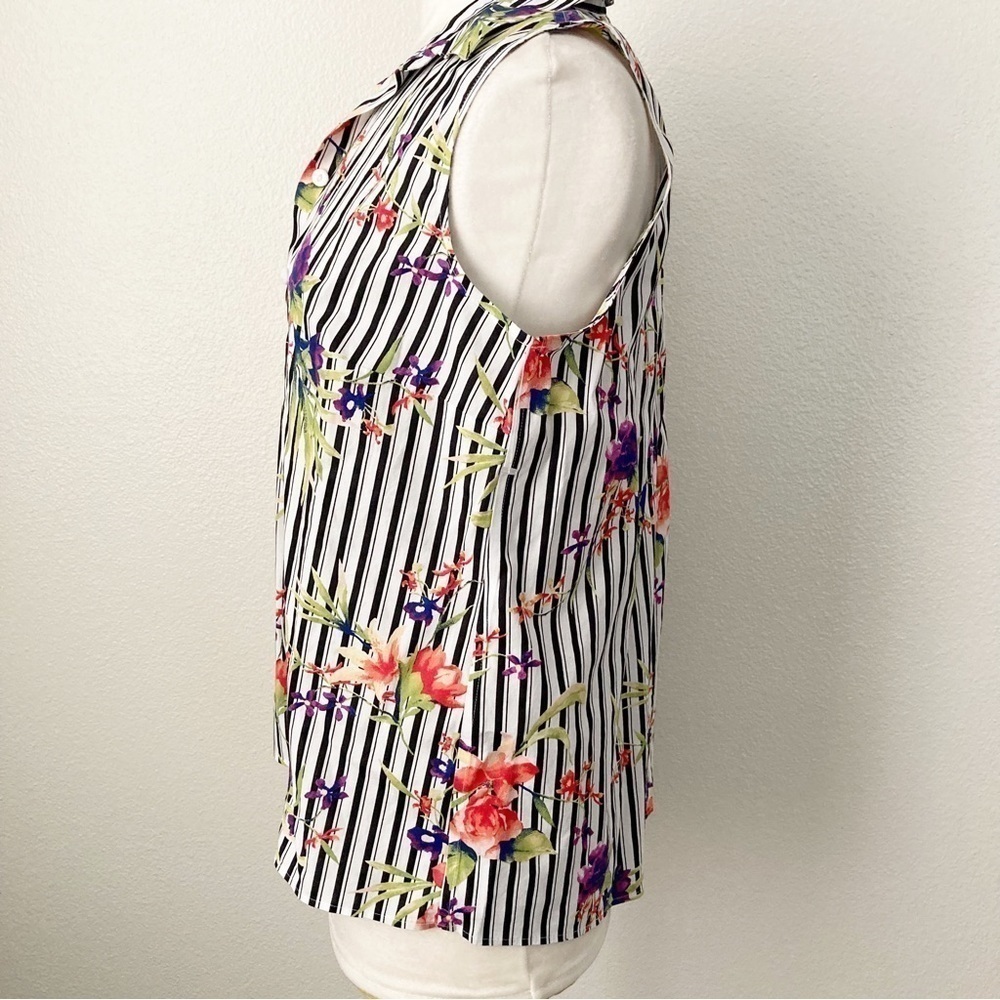 NWOT Chico’s Floral Blouse - Picture 3 of 6